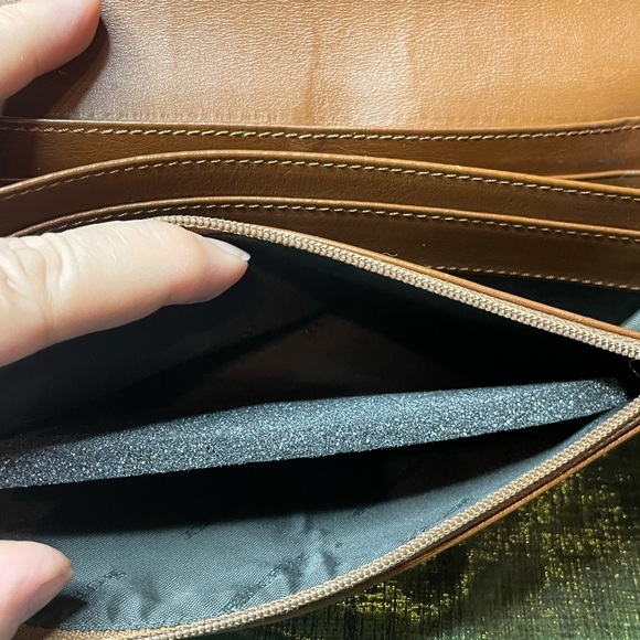 Burberry coated canvas and leather wallet - Picture 14 of 15